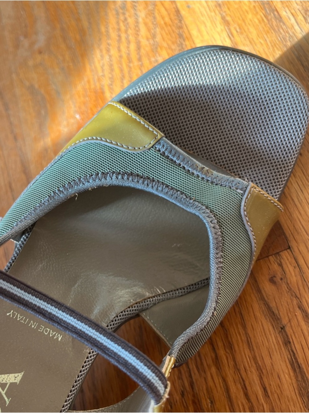 Iconic 2000s Prada Mercury slingback mesh kitten heels - Picture 9 of 13